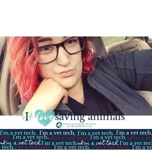 Meet your Posher, Leanna